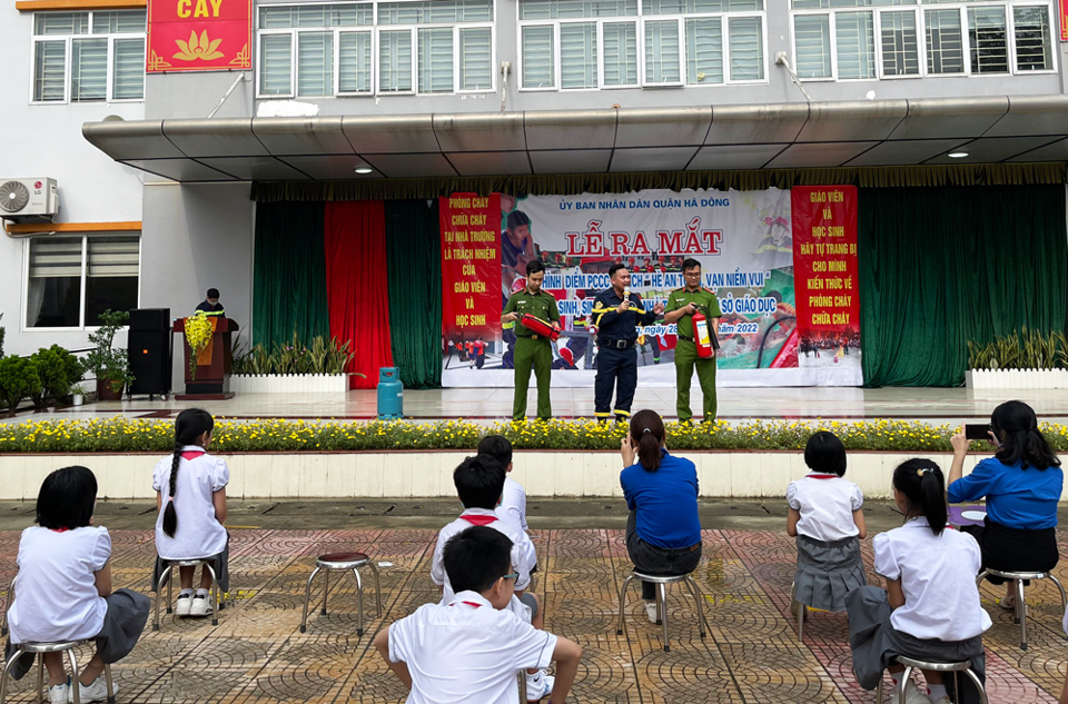 Mô hình "Hè an toàn, vạn niềm vui" thu hút 400 học sinh tham gia - Ảnh 2