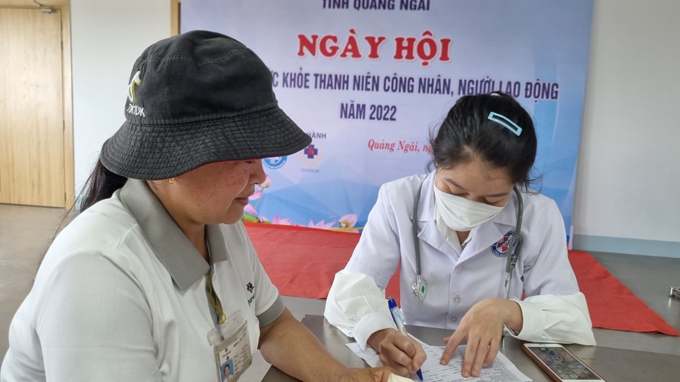 C&ocirc;ng nh&acirc;n, lao động c&oacute; nhu cầu được kh&aacute;m, tư vấn sức khỏe rất cao.