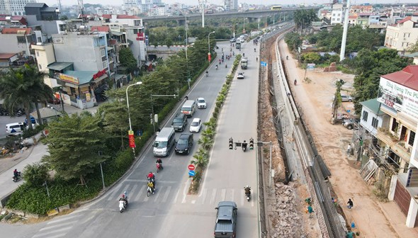 Hà Nội lùi tiến độ dự án mở rộng đường Âu Cơ đến quý IV/2022 - Ảnh 1