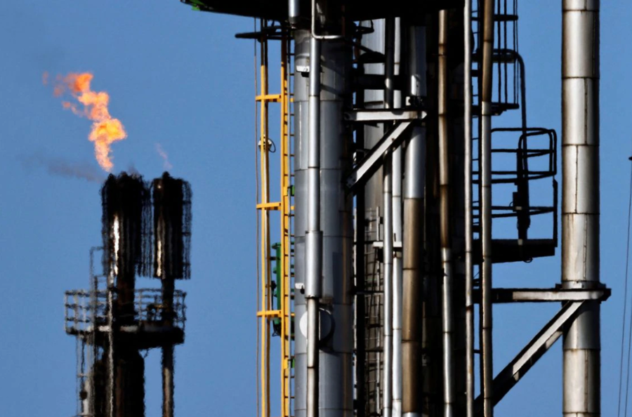 Một hạ tầng công nghiệp của PCK Oil Raffinerie - công ty lớn nhận dầu thô từNga qua chuyện đường ống dẫn Druzhba, Đức. Ảnh: Reuters