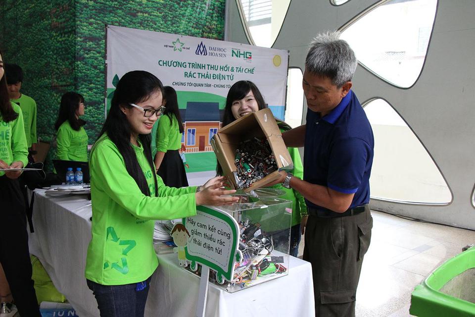 Việt Nam Tái chế từng là tổ chức thu nhận pin cũ nhiệt tình nhất. Theo thống kê năm 2020, trong số 30 tấn rác thải điện tử thu hồi có đến 11 tấn pin cũ. Ảnh: Việt Nam tái chế