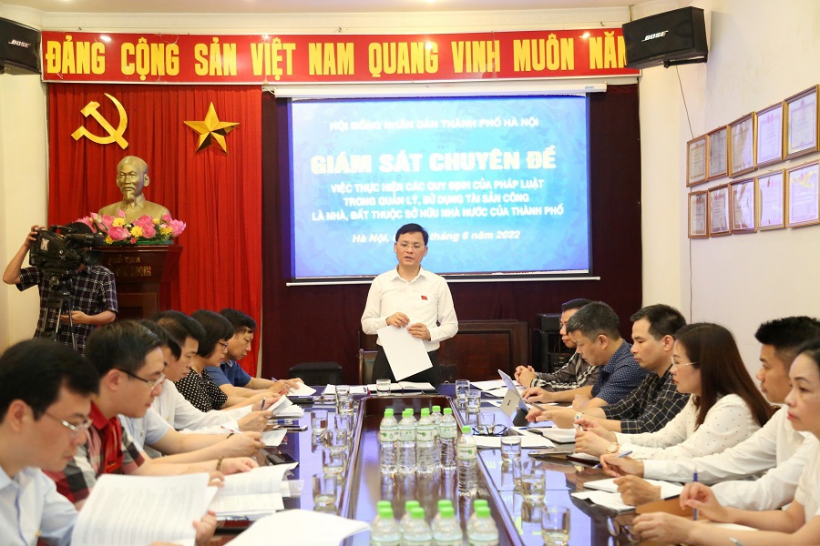 Ph&oacute; Chủ tịch HĐND TP H&agrave; Nội Phạm Qu&iacute; Ti&ecirc;n ph&aacute;t biểu kết luận