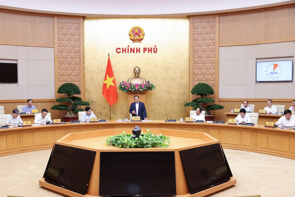 Thủ tướng Phạm Minh Ch&iacute;nh ph&aacute;t biểu tại phi&ecirc;n họp Ch&iacute;nh phủ thường kỳ th&aacute;ng 5/2022. Ảnh: VGP &nbsp;