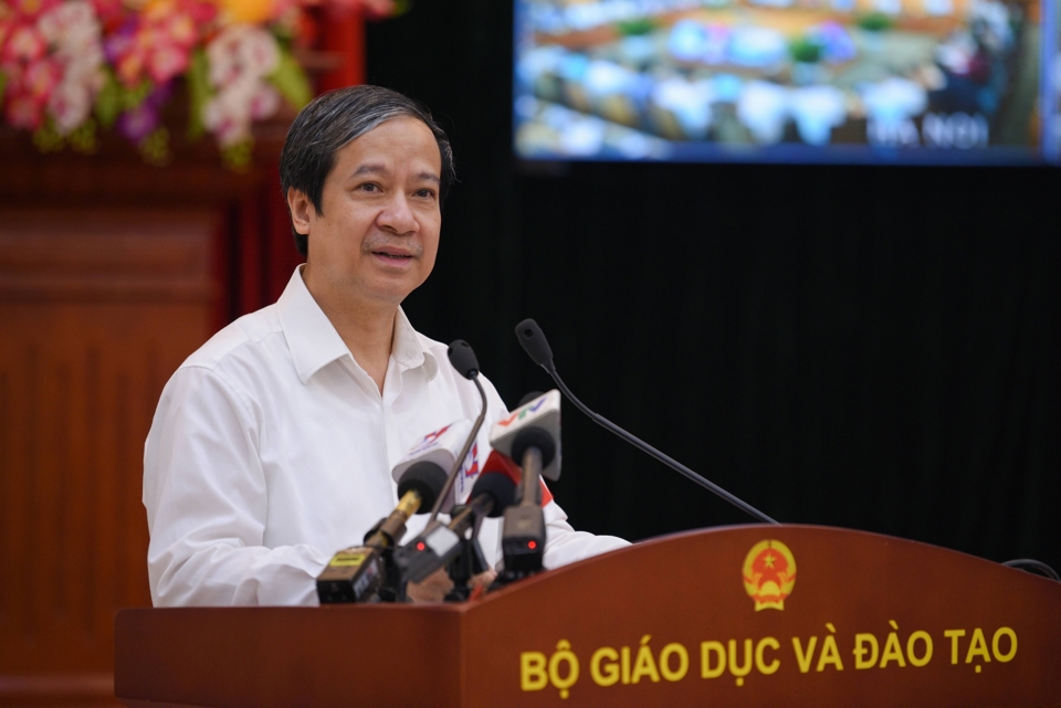 Bộ trưởng Bộ GD&ĐT Nguyễn Kim Sơn phát biểu tại Hội nghị