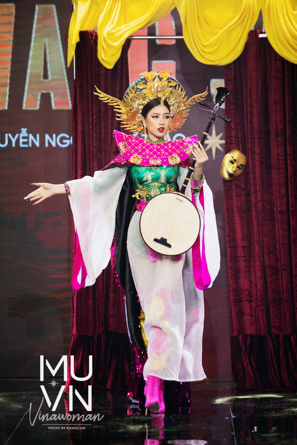 Mãn nhãn với trang phục dân tộc của Hoa hậu Hoàn vũ Việt Nam 2022 - Ảnh 14