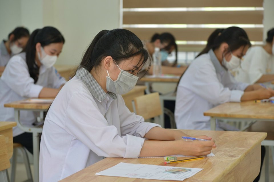 Kỳ thi vào lớp 10 THPT công lập không chuyên tại Hà Nội diễn ra trong 2 ngày 18-19/6 (Ảnh Phạm Hùng)