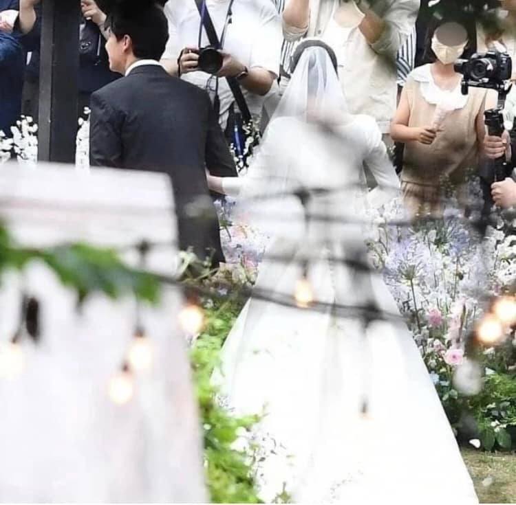 Đ&aacute;m cưới của Jang Nara diễn ra v&agrave;o l&uacute;c 18 giờ ng&agrave;y 26/6, tại một kh&ocirc;ng gian ngo&agrave;i trời ở Seocho-gu, Seoul.