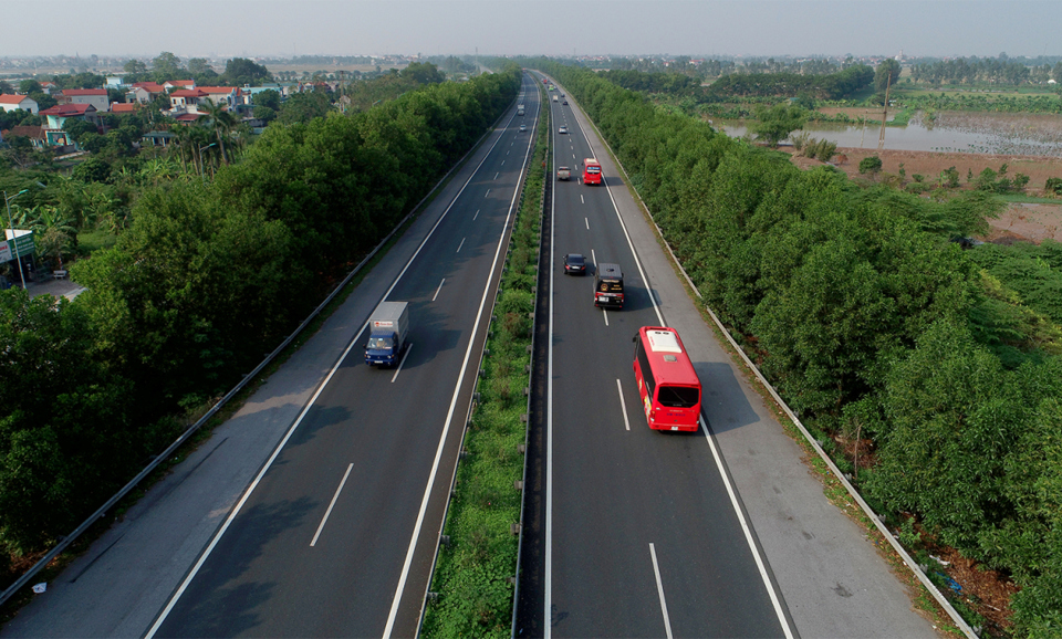 Thu phí tự động hoàn toàn các tuyến đường cao tốc từ 1/8/2022 - Ảnh 1