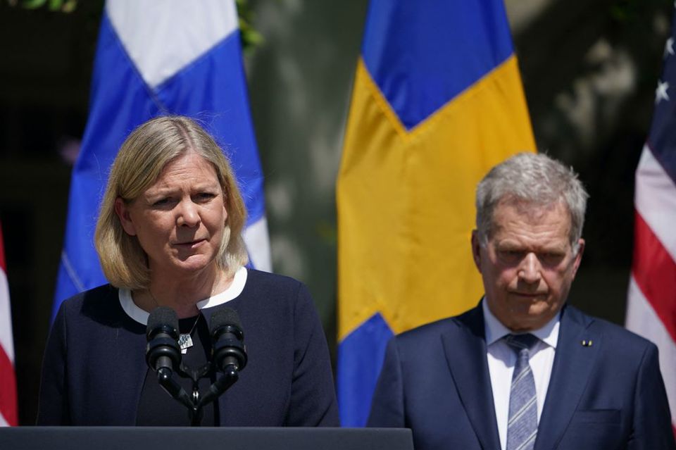 Tổng thống Phần Lan Sauli Niinisto v&agrave; Thủ tướng Thụy Điển Magdalena Andersson. Ảnh: AFP