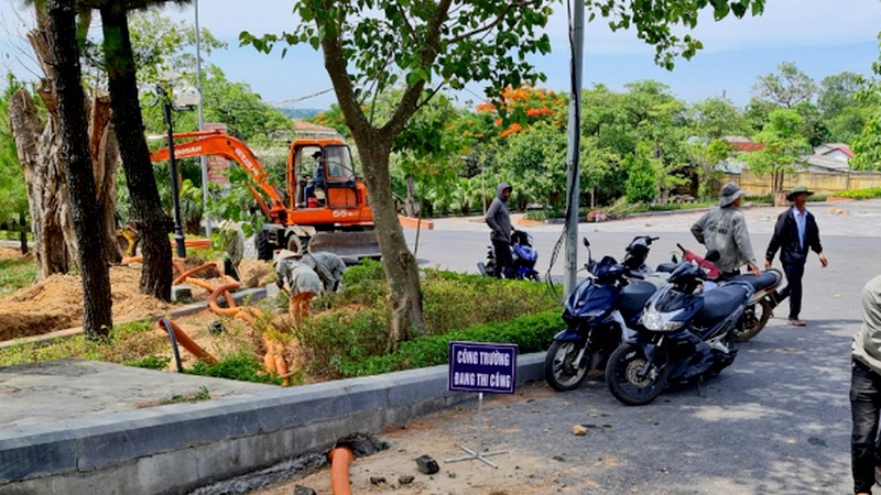 G&oacute;i thầu số 1 tại Nghĩa trang liệt sĩ Quốc gia Đường 9 bị đ&igrave;nh chỉ do ph&aacute;t hiện gian lận.