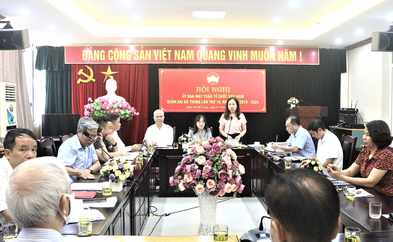 Quang cảnh Hội nghị lần thứ 10, kh&oacute;a XV, nhiệm kỳ 2019-2024 của Ủy ban MTTQ Việt Nam quận Hai B&agrave; Trưng