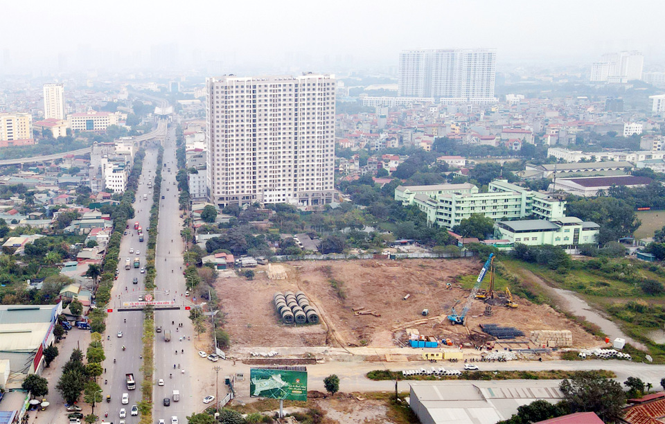 Theo TS L&ecirc; Xu&acirc;n Nghĩa, phải đ&aacute;nh thuế thật nặng những chủ dự &aacute;n &ocirc;m, giữ đất. Ảnh minh họa.