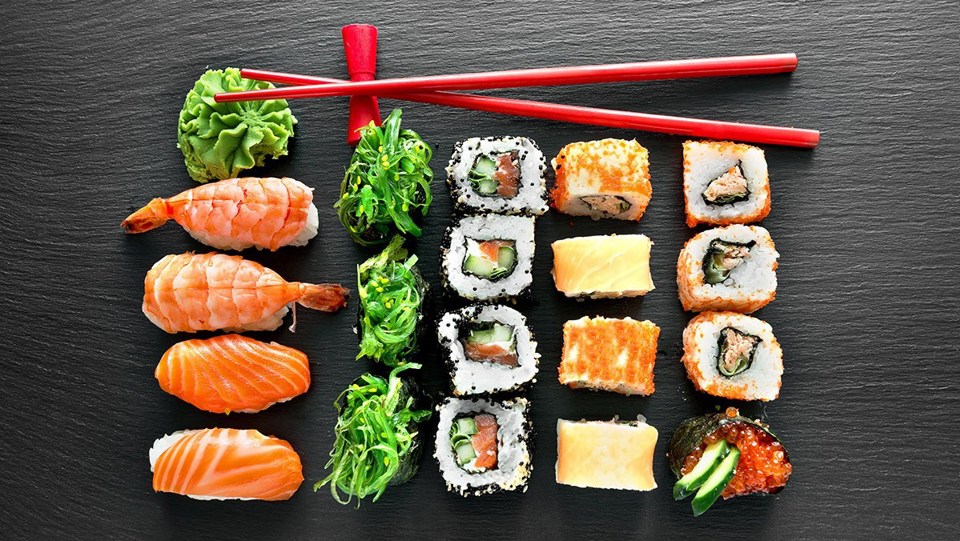 Sai lầm khi ăn sushi nhiều người mắc phải - Ảnh 1