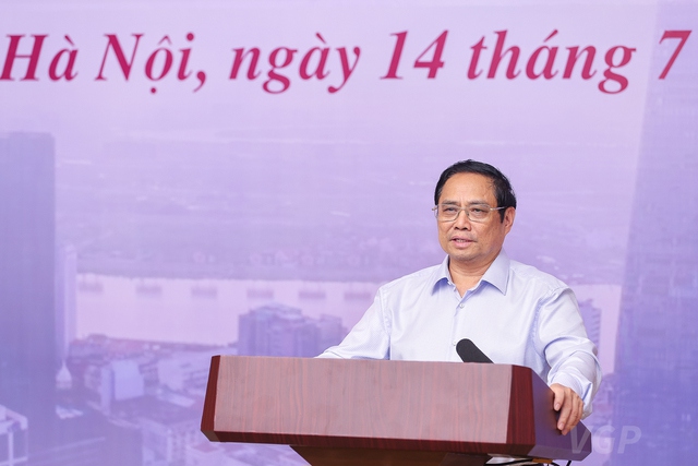 Thủ tướng Phạm Minh Ch&iacute;nh ph&aacute;t biểu khai &nbsp;mạc hội nghị.