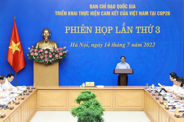 Thủ tướng Phạm Minh Ch&iacute;nh chủ tr&igrave; Phi&ecirc;n họp lần thứ 3 Ban Chỉ đạo Quốc gia triển khai thực hiện cam kết của Việt Nam tại COP26. (Ảnh: TTXVN)