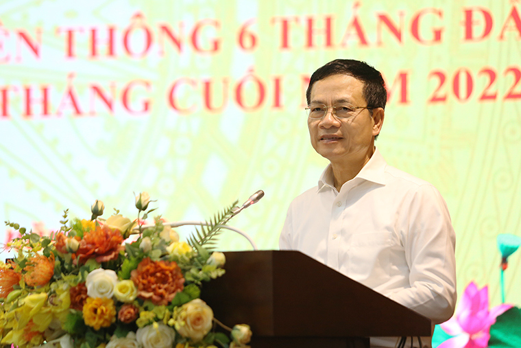 Bộ trưởng Nguyễn Mạnh H&ugrave;ng ph&aacute;t biểu chỉ đạo tại Hội nghị