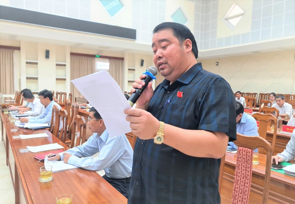 Đại biểu Nguyễn Viết Dũng đề nghị cần c&oacute; chế t&agrave;i xử phạt đối với việc chậm thực hiện GPMB.