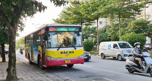 Hà Nội: Chỉ định thầu thay thế 5 tuyến buýt của Bắc Hà - Ảnh 1