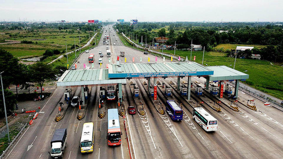 Cao tốc TP Hồ Ch&iacute; Minh - Trung Lương d&agrave;i gần 62 km, đ&atilde; khai th&aacute;c được 12 năm v&agrave; l&agrave; cao tốc đầu ti&ecirc;n ở miền Nam nối TP với tỉnh Long An, Tiền Giang - Ảnh: B&aacute;o Đầu tư