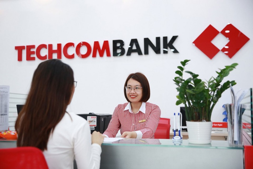 &nbsp;Kết quả kinh doanh 6 th&aacute;ng Techcombank: Lợi nhuận tăng 22%, nợ xấu giảm xuống 0,6%