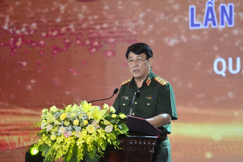 Đại tướng Lương Cường ph&aacute;t biểu tại chương tr&igrave;nh.