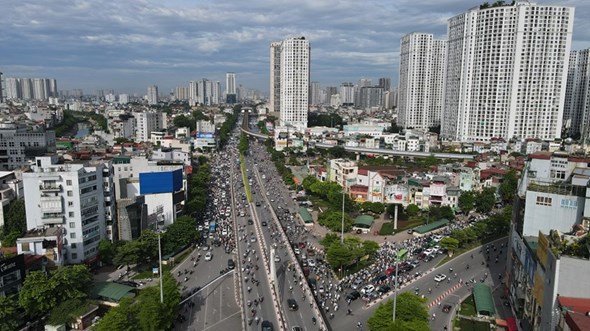 Sau giai đoạn đầu th&iacute; điểm, giao th&ocirc;ng tại n&uacute;t giao Ng&atilde; Tư Sở đ&atilde; trở n&ecirc;n th&ocirc;ng tho&aacute;ng hơn.&nbsp;Ảnh: Phạm C&ocirc;ng