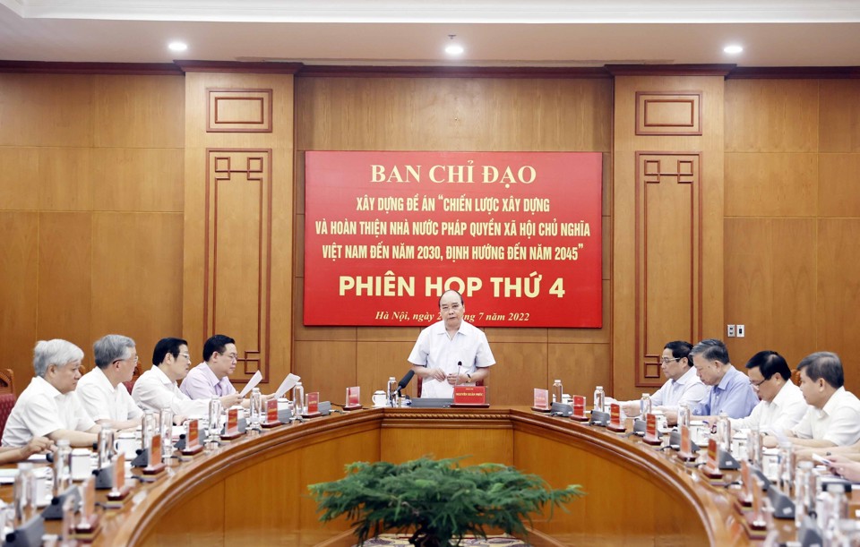 Chủ tịch nước Nguyễn Xu&acirc;n Ph&uacute;c chủ tr&igrave; phi&ecirc;n họp. Ảnh: TTXVN