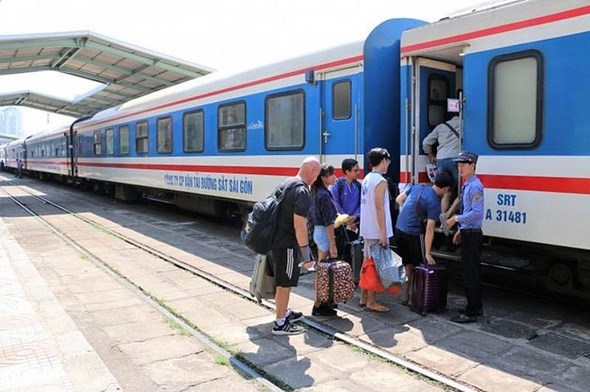 Đường sắt tăng nhiều tàu khách đi Vinh, Đồng Hới dịp nghỉ lễ 2/9 - Ảnh 1