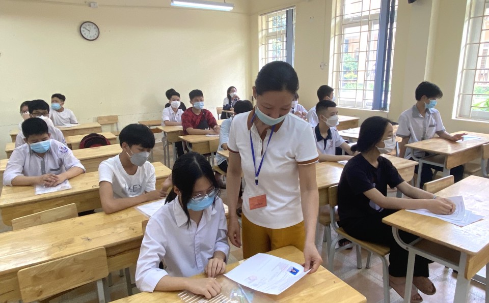 Th&iacute; sinh H&agrave; Nội tham dự kỳ thi tuyển sinh lớp 10 năm học 2022- 2023