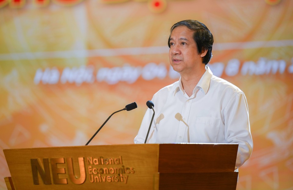 Bộ trưởng Bộ GD&ĐT Nguyễn Kim Sơn nhấn mạnh ý nghĩa của tự chủ đại học