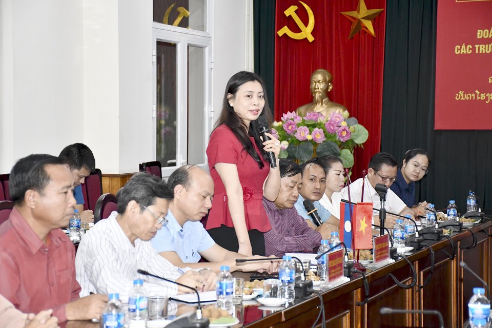 Chia sẻ kinh nghiệm giữa Trường Đào tạo cán bộ Lê Hồng Phong Hà Nội và các trường chính trị - hành chính của Lào - Ảnh 2