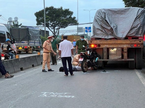 Tai nạn giao thông hôm nay (9/8):Vừa thoát chết lại bị xe khách đâm tử vong - Ảnh 4