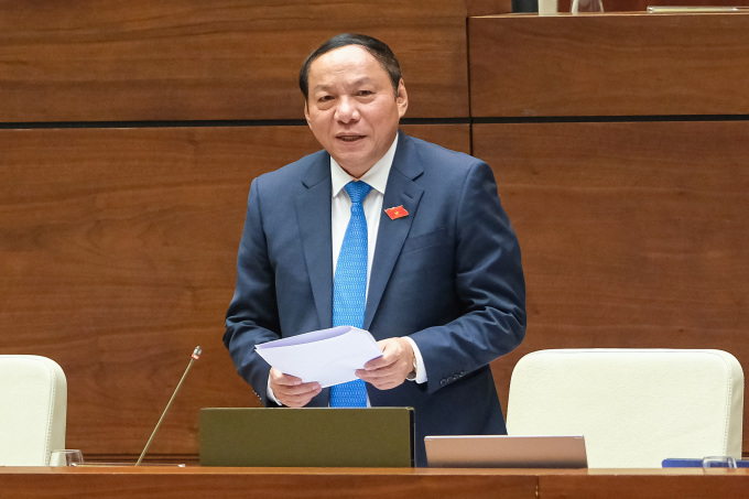 Bộ trưởng Bộ VHTT&amp;DL Nguyễn Văn H&ugrave;ng&nbsp;
