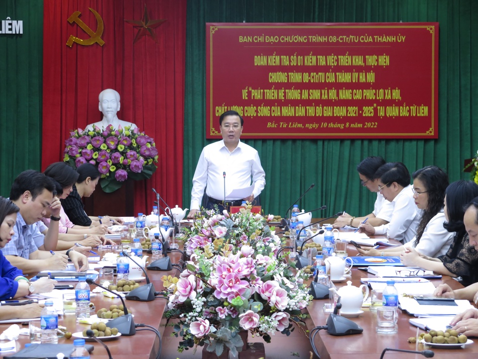 Phó Chủ tịch UBNDTP Hà Nội Chử Xuân Dũng phát biểu tại buổi kiểm tra. Ảnh: Trần Thảo