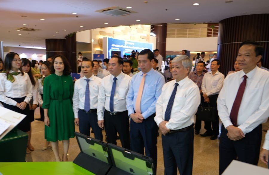 Vietcombank đẩy mạnh cuộc vận động “Người Việt Nam ưu tiên dùng hàng Việt Nam” - Ảnh 3