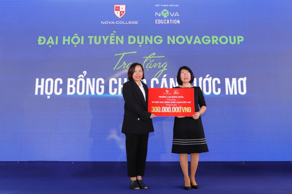 Đại hội tuyển dụng tại NovaWorld Phan Thiet hấp dẫn hơn 1.000 người lao động - Ảnh 4