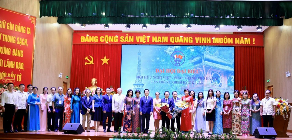 Ban Chấp h&agrave;nh kh&oacute;a VI Hội hữu nghị Việt - Ph&aacute;p TP H&agrave; Nội.&nbsp;