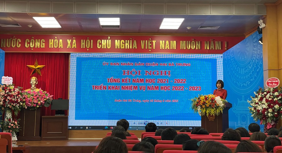 Ph&oacute; Chủ tịch UBND quận Hai B&agrave; Trưng Nguyễn Thị Thu Hiền ph&aacute;t biểu chỉ đạo tại Hội nghị