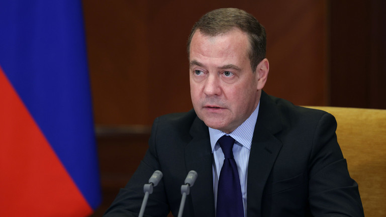 Cựu Tổng thống Nga Dmitry Medvedev. Ảnh: RT