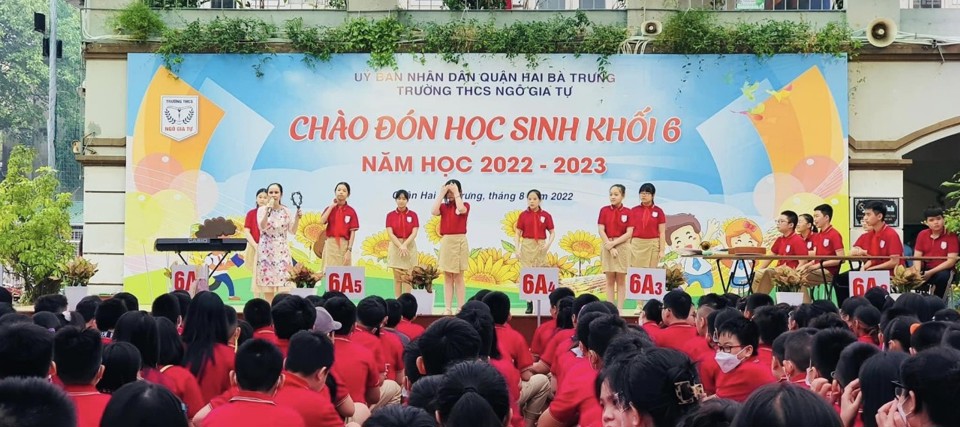 Từng bừng buổi lễ ''Ch&agrave;o đ&oacute;n học sinh khối 6 năm học 2022-2023'' diễn ra mới đ&acirc;y tại Trường THCS Ng&ocirc; Gia Tự