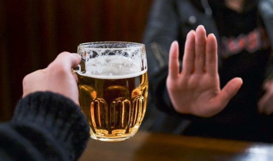 Loại bỏ tâm lý tiêu cực trong văn hóa uống và mời rượu