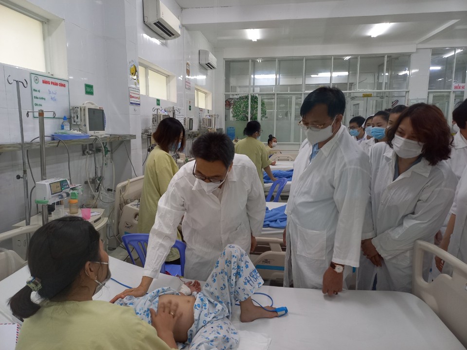Ph&oacute; Thủ tướng đến thăm Bệnh viện Nhi Đồng Nai ng&agrave;y 9/9/2022.