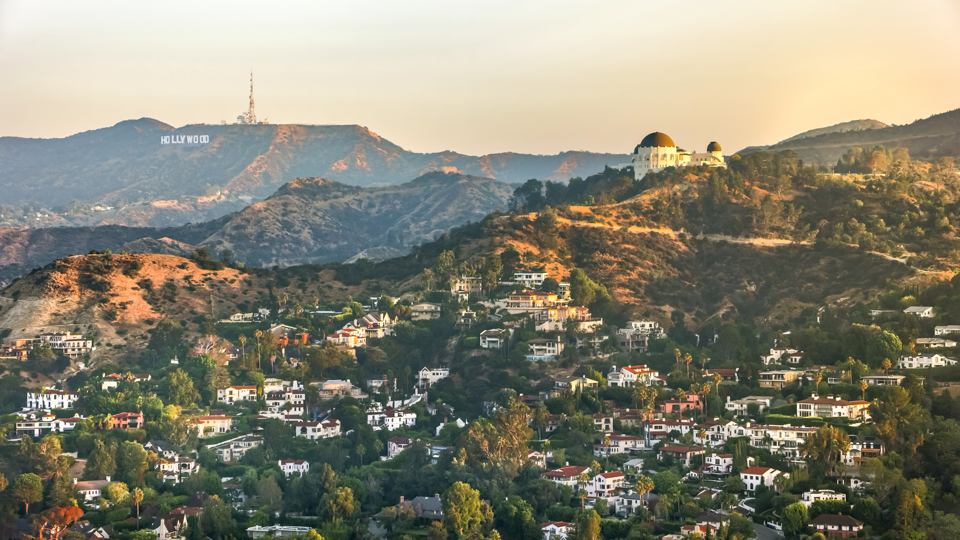 &nbsp;Hollywood Hills (Los Angeles) l&agrave; địa danh nổi tiếng với những dinh thự đắt đỏ nhất thế giới. Ảnh: Istock