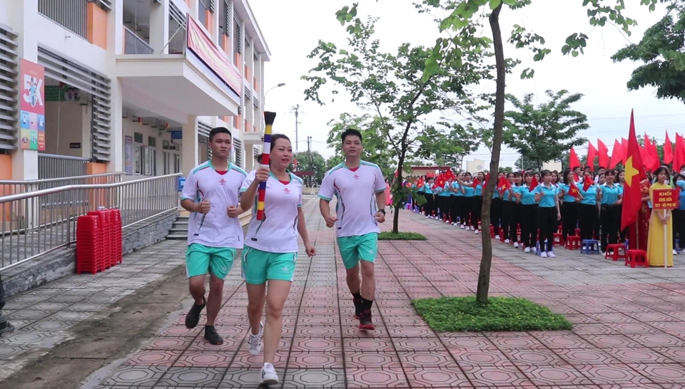 ก่อน dd´ các xã เมืองเถริน ปา อำเภอ Dan Phuong tait alsoã hoàn thành จะจัดงาน Sports Congress ในระดับ xã
