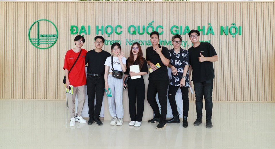 Sinh viên ĐH Quốc gia Hà Nội