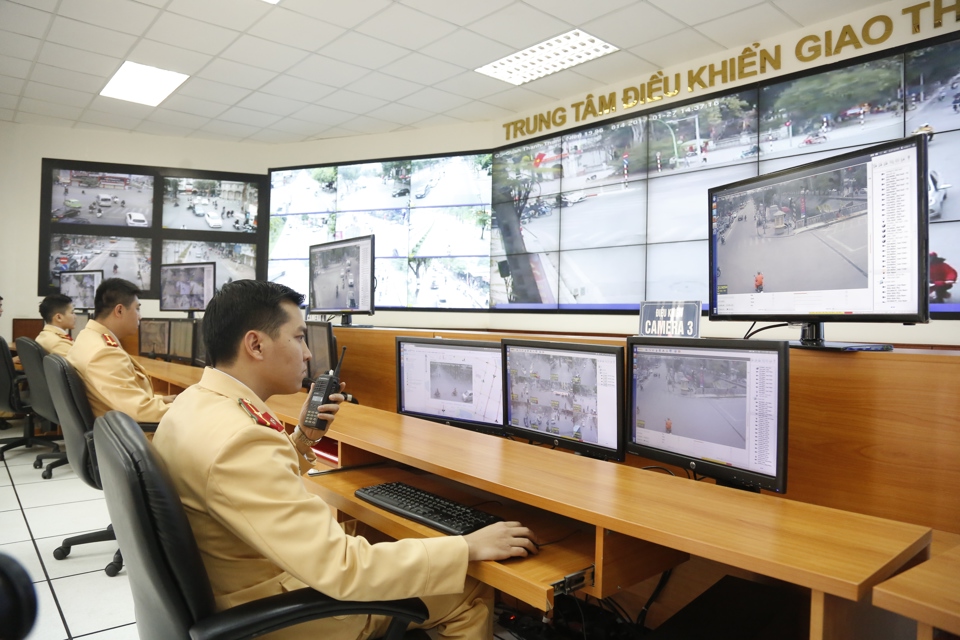 Phòng điều khiển giao thông công an TP Hà Nội. Ảnh Thanh Hải