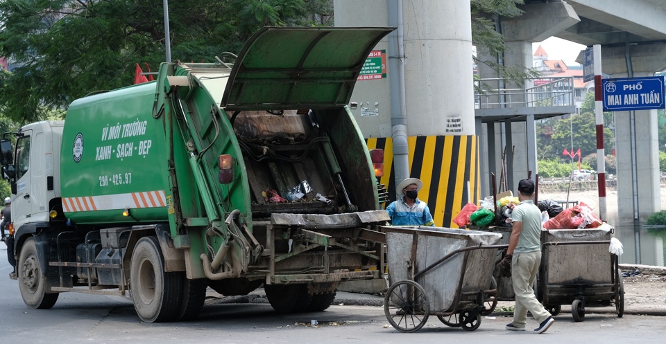 Xử lý rác thải cồng kềnh: Doanh nghiệp cần được gỡ khó - Ảnh 1