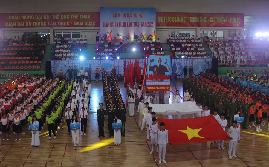 Quang cảnh Lễ khai mạc Đại hội TDTT quận Hai B&agrave; Trưng lần thứ 10, năm 2022