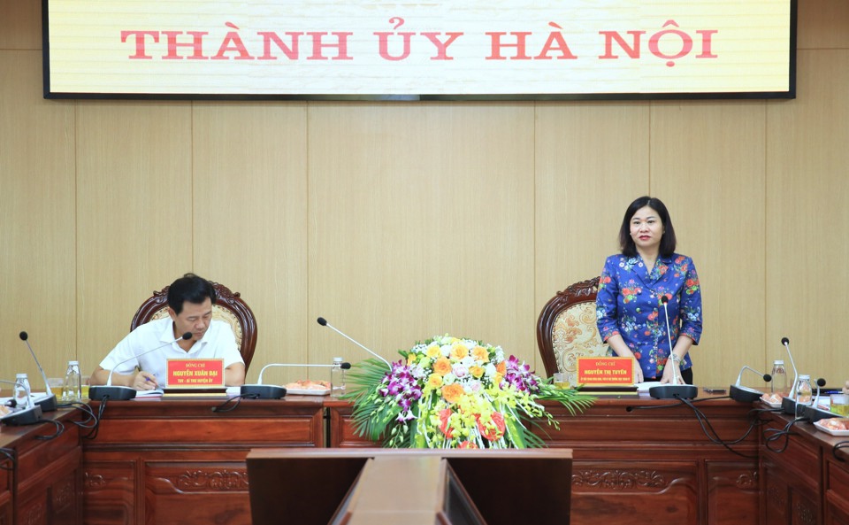 Ph&oacute; B&iacute; thư Thường trực Th&agrave;nh ủy Nguyễn Thị Tuyến ph&aacute;t biểu tại cuộc kiểm tra.