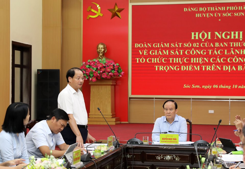 Trưởng Ban D&acirc;n vận Th&agrave;nh ủy Nguyễn Do&atilde;n Toản ph&aacute;t biểu tại cuộc gi&aacute;m s&aacute;t